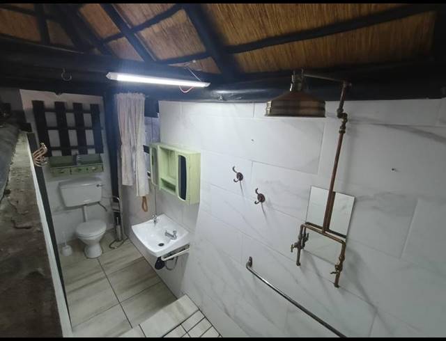 2 BEDROOM PROPERTY TO RENT IN STRUISBULT
